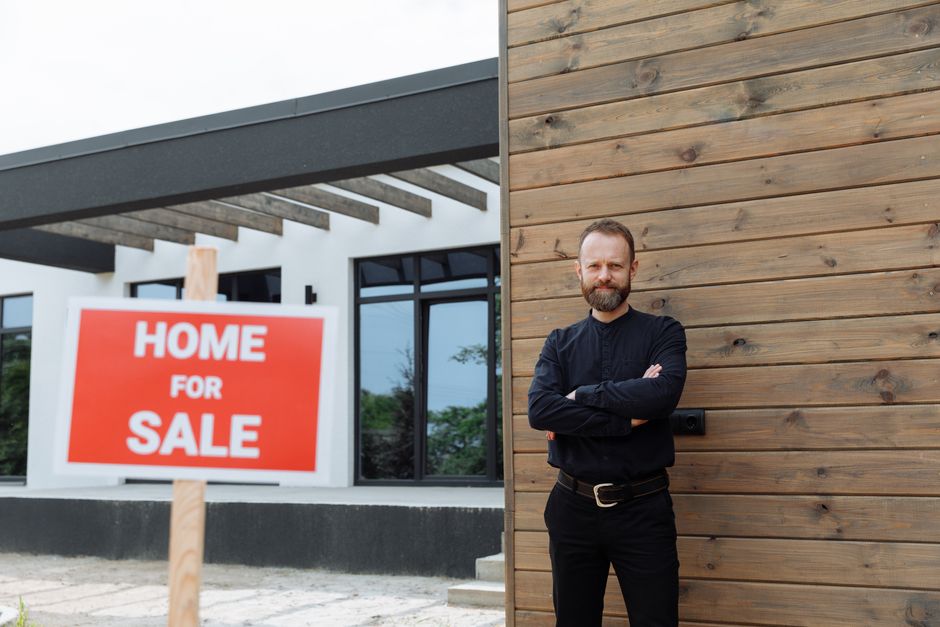 ONE Sotheby’s Welcomes $10B Luxury Broker Julian Johnston: A Significant Shift in the Luxury Real Estate Market