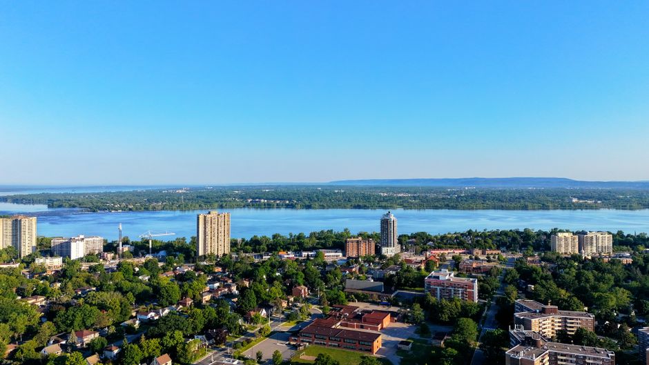 Rising Inventory and Persistently High Rates: A Comprehensive Analysis of the Mid-August Real Estate Market